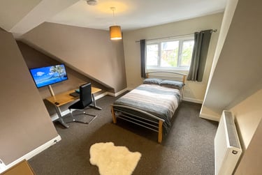 5 bed house, Denham road, Ecclesall, Sheffield, S118NE - Image 1
