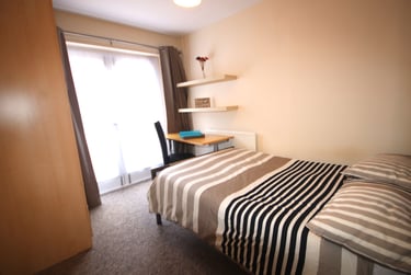 4 bed house, Broom walk, City centre, Sheffield, S37XE - Image 3