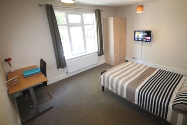 3 bed flat, Ecclesall Road, Ecclesall, Sheffield, S118PF - Image 7