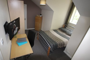 3 bed flat, Ecclesall road, Ecclesall, Sheffield, S118NX - Image 5