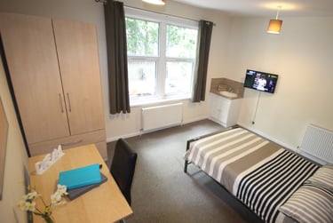 3 bed flat, Ecclesall road, Ecclesall, Sheffield, S118NX - Image 4
