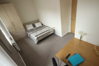 6 bed house, Broom street, Ecclesall, Sheffield, S102DA - Image 1