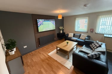 5 bed flat, Broom street, City centre, Sheffield, S102DA - Image 2