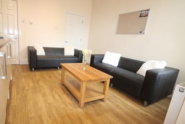 5 bed house, Denham road, Ecclesall, Sheffield, S118NE - Image 2