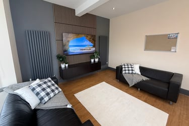 6 bed house, Harland road, Ecclesall, Sheffield, S118NB - Image 1