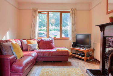 6 bed house, Earlham Green Lane, Earlham, Norwich, NR58HF - Image 1