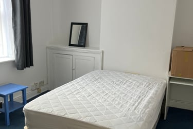 4 bed house, Swindon Road, Francis Close Hall, Cheltenham, GL519HZ - Image 9