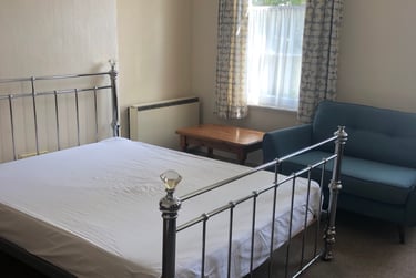2 bed flat, Sydenham Villas Road, City Centre, Cheltenham, GL526DZ - Image 8