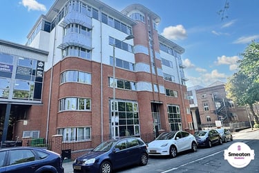 1 bed studio, Central Park Avenue, North Hill, Plymouth, PL46NE - Image 6
