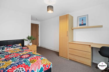7 bed flat, Houndiscombe Road, Mutley, Plymouth, PL46HB - Image 1