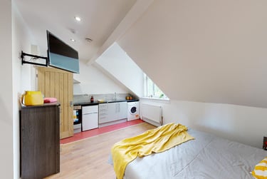 1 bed studio, Victoria Park Road, Clarendon Park, Leicester, LE21XF - Image 2