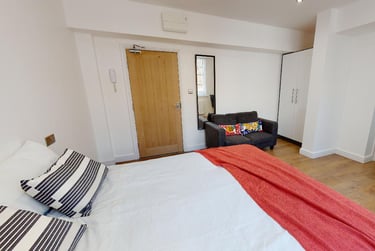 1 bed studio, Salisbury Road, Victoria Park, Leicester, LE17QR - Image 5