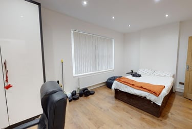 1 bed studio, London Road, Victoria Park, Leicester, LE21ND - Image 1