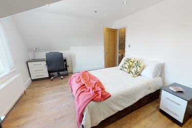 1 bed studio, London Road, Victoria Park, Leicester, LE21ND - Image 1