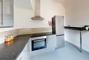 1 bed studio, Salisbury Road, Victoria Park, Leicester, LE17QR - Image 11