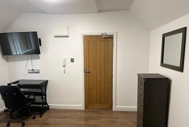 1 bed studio, London Road, Highfields, Leicester, LE21ND - Image 2