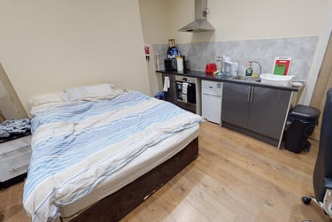 1 bed studio, London Road, Victoria Park, Leicester, LE21ND - Image 1
