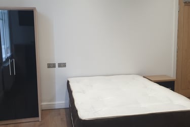 1 bed studio, London Road, Highfields, Leicester, LE21ND - Image 1