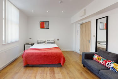 1 bed studio, Salisbury Road, Victoria Park, Leicester, LE17QR - Image 3