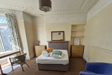 6 bed house, Gwydr Crescent, Uplands, Swansea, SA20AB - Image 7