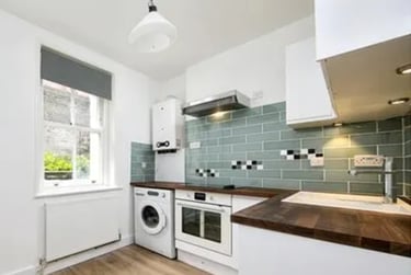 2 bed flat, Greyhound Road, West Kensington, London, W68NY - Image 7