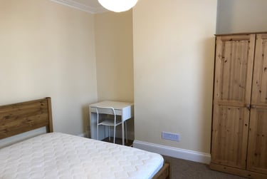 5 bed house, St Pauls Parade, Francis Close Hall, Cheltenham, GL504ET - Image 8