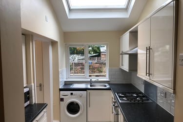 5 bed house, St Pauls Parade, Francis Close Hall, Cheltenham, GL504ET - Image 3