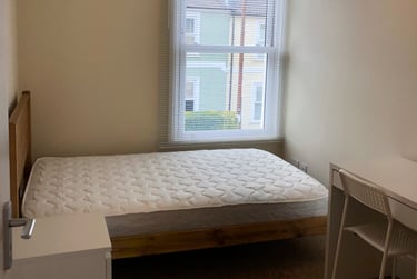 5 bed house, Courtenay Street, Francis Close Hall, Cheltenham, GL504LR - Image 12