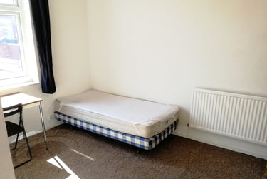 3 bed house, Romney street, Near university, Salford, M66DR - Image 4
