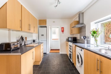 1 bed house, Southall avenue, Near university, Brighton, BN24BB - Image 7