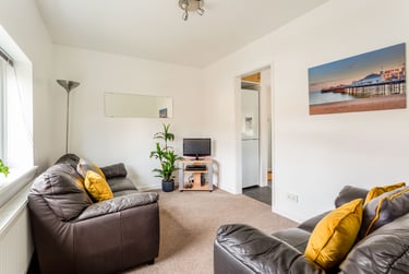 1 bed house, Southall avenue, Near university, Brighton, BN24BB - Image 3