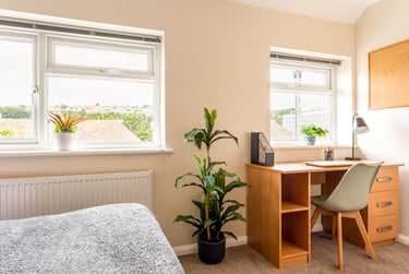 1 bed house, Southall avenue, Near university, Brighton, BN24BB - Image 2