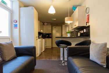 8 bed house, Borough Road, Near university, Middlesbrough, TS13AT - Image 13