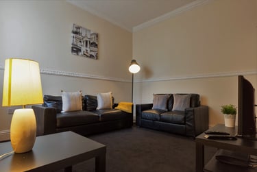 5 bed house, Granville Road, Near university, Middlesbrough, TS13PF - Image 1
