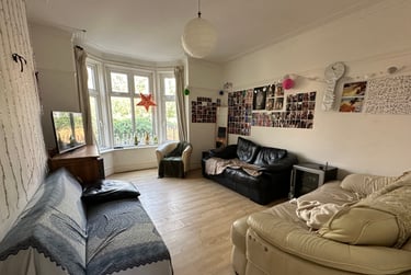 8 bed house, Derby Road, Fallowfield, Manchester, M146UN - Image 1