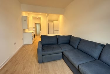 6 bed flat, Richmond Grove, Ardwick, Manchester, M130DP - Image 3