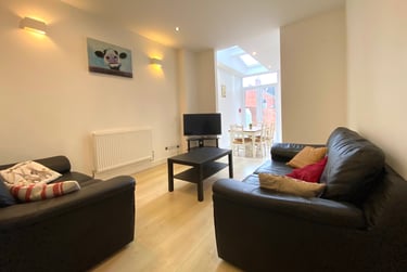 5 bed house, Monks rd, Mount pleasant, Exeter, EX47AY - Image 2