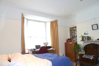 6 bed house, St James Rd, St james, Exeter, EX46PU - Image 3