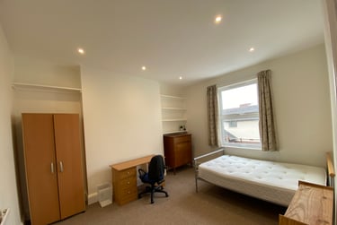 6 bed house, St James Rd, St james, Exeter, EX46PU - Image 8
