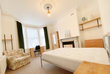 6 bed house, Polsloe rd, Mount pleasant, Exeter, EX12HW - Image 6