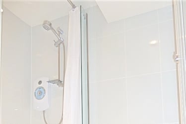 6 bed house, St James Rd, St james, Exeter, EX46PU - Image 15