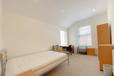 6 bed house, Polsloe rd, Mount pleasant, Exeter, EX12HW - Image 9