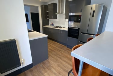 5 bed house, Newland Avenue, Newland avenue, Hull, HU52NE - Image 1