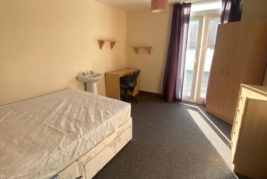 4 bed house, Suffolk street, Beverley road, Hull, HU51PJ - Image 4