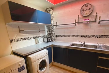 4 bed house, Suffolk street, Beverley road, Hull, HU51PJ - Image 2