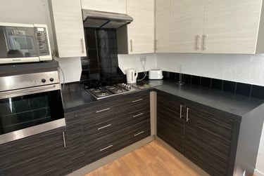 4 bed house, Ferndale, Lambert Street, Newland avenue, Hull, HU52SG - Image 1