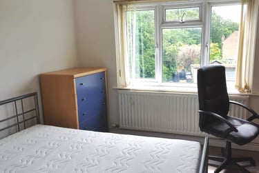 3 bed flat, Beaconsfield rd, Hales place, Canterbury, CT27LH - Image 9
