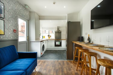 5 bed house, West Lorne Street, Garden lane area, Chester, CH14AF - Image 2