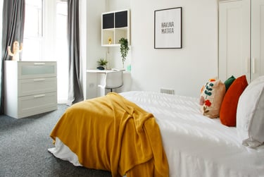 5 bed house, West Lorne Street, Garden lane area, Chester, CH14AF - Image 1