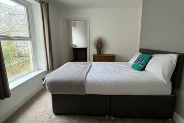 5 bed house, Alexandra Road, Mutley, Plymouth, PL47JR - Image 1